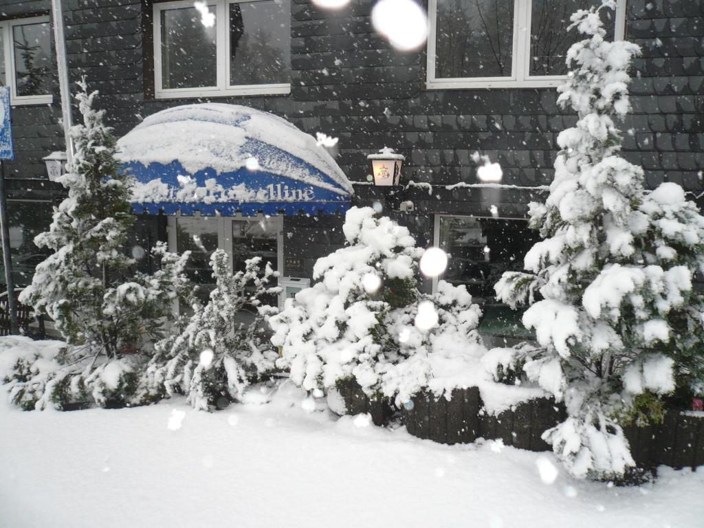 נויהאוס אם רנווג Hotel An Der Alten Porzelline מראה חיצוני תמונה