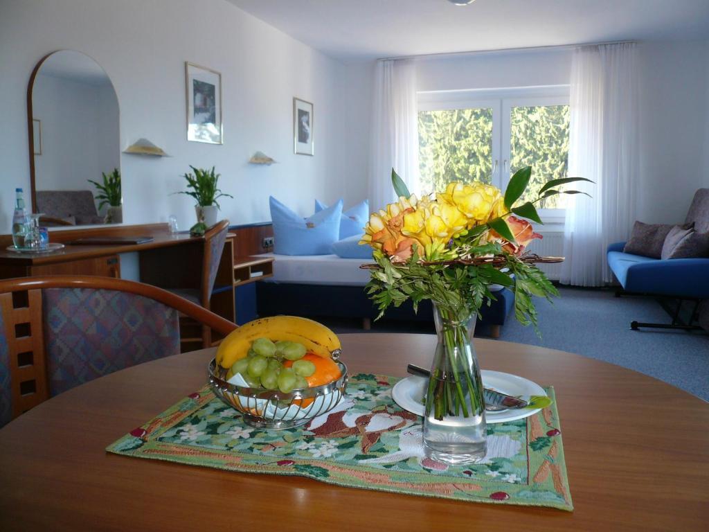 נויהאוס אם רנווג Hotel An Der Alten Porzelline חדר תמונה